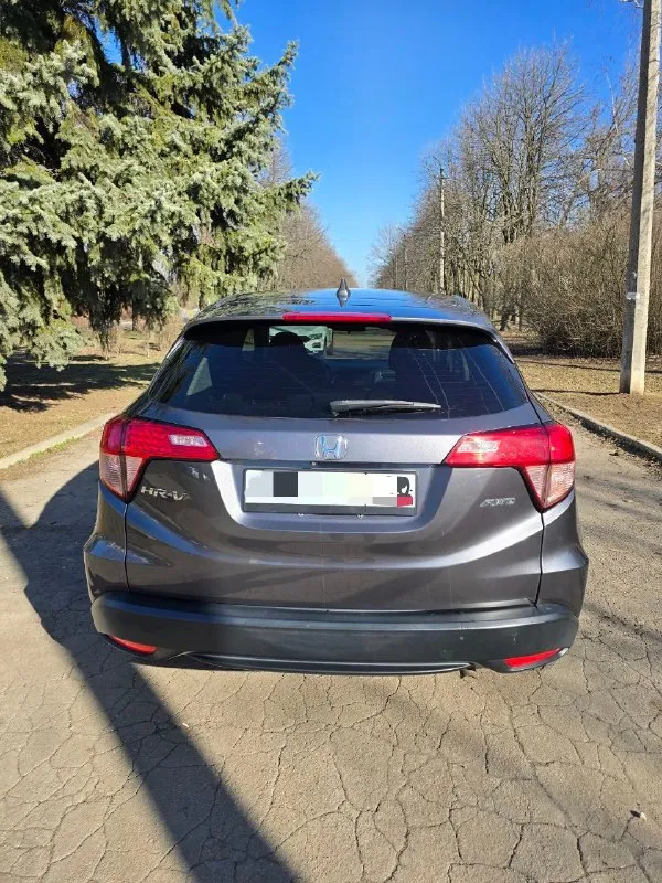 2016 год, 1.8, полный привод, пробег 129 тыс км. один владелец птс и стс в хорошем состоянии. комплектация : бесключевой доступ, климат контроль, подогревы сидений и зеркал, камера заднего хода, люк, старт-стоп и другое цена 1.6 +79494596510 📲 tg: ann 📞 звоните: +7(949)4596510 - фотография - 3