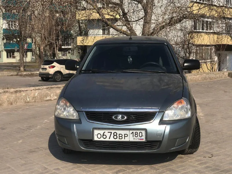 Продам свою приору 2008 год выпуска 210000 родной пробег двигатель работает идеально коробка переключает плавно посторонних звуков нет новая резина хорошая музыка центральный замок с доводчиком стекол обогрев зеркал салон чистый и опрятный стаканы лонжероны в заводском состоянии по кузову все как на фото машина полностью обслужена вложений не требует переоформление обязательно я хозяин +79498393960 📲 tg: вова ник 📞 звоните: +7(949)8393960 - фотография - 7