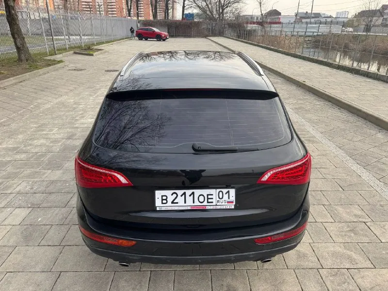 Продам audi q5 2009 год 3л дизель (238 л. с. ) пробег - 142 000 км кпп - робот автомобиль в отличном состоянии. двигатель работает ровно, без посторонних шумов, коробка переключает плавно, без пинков, ходовая часть на отлично, полностью перебрана. установлен хороший свет. есть все для комфортной езды и всё работает. светлый салон в отличном состоянии. юридически чиста без залогов и ограничений. находится в горловке цена - 1 350 000 рублей +79494372664 (тг) - фотография - 7