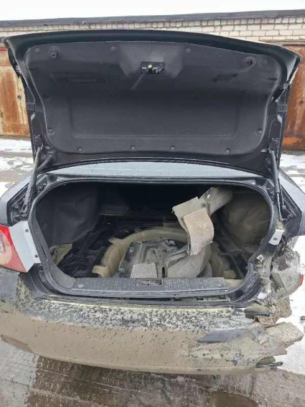 Продам chevrolet epica 2008 г. 2.0 автомобиль до дтп был в отличном состоянии - полностью обслужен от а до я. двигатель и коробка работали идеально. дтп - удар об отбойник, подушки безопасности не сработали, техника вся целая. восстанавливать нет времени, поэтому продаю как есть. пробег - 227 000 км. документы в порядке. цена - 275 000 руб. 📞 +7 949 376-16-88 - фотография - 10