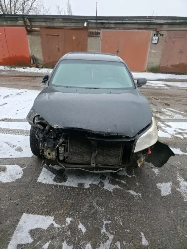 Продам chevrolet epica 2008 г. 2.0 автомобиль до дтп был в отличном состоянии - полностью обслужен от а до я. двигатель и коробка работали идеально. дтп - удар об отбойник, подушки безопасности не сработали, техника вся целая. восстанавливать нет времени, поэтому продаю как есть. пробег - 227 000 км. документы в порядке. цена - 275 000 руб. 📞 +7 949 376-16-88 - фотография - 2