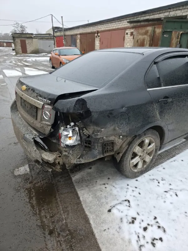 Продам chevrolet epica 2008 г. 2.0 автомобиль до дтп был в отличном состоянии - полностью обслужен от а до я. двигатель и коробка работали идеально. дтп - удар об отбойник, подушки безопасности не сработали, техника вся целая. восстанавливать нет времени, поэтому продаю как есть. пробег - 227 000 км. документы в порядке. цена - 275 000 руб. 📞 +7 949 376-16-88 - фотография - 6