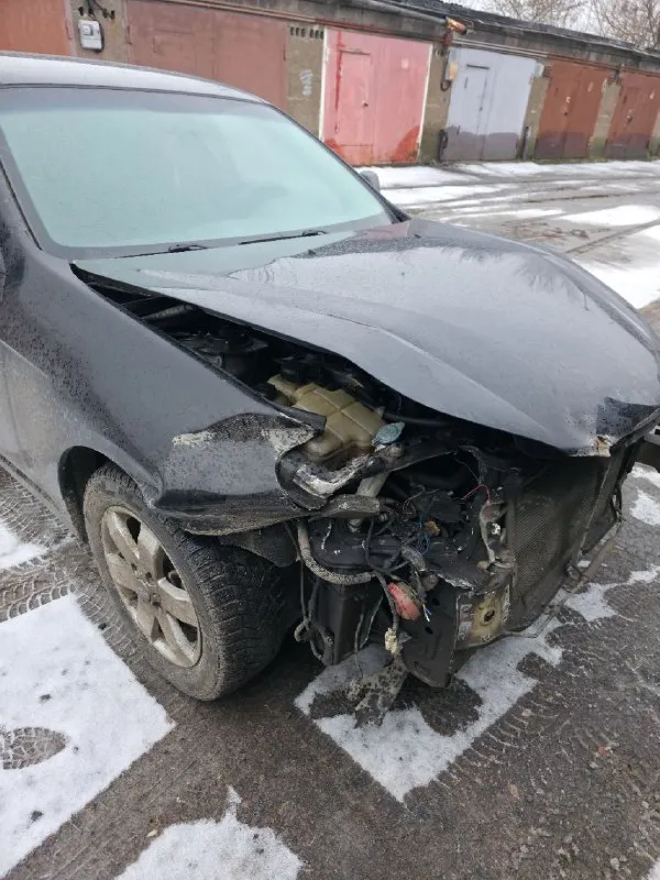 Продам chevrolet epica 2008 г. 2.0 автомобиль до дтп был в отличном состоянии - полностью обслужен от а до я. двигатель и коробка работали идеально. дтп - удар об отбойник, подушки безопасности не сработали, техника вся целая. восстанавливать нет времени, поэтому продаю как есть. пробег - 227 000 км. документы в порядке. цена - 275 000 руб. 📞 +7 949 376-16-88 - фотография - 9