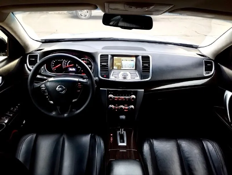 Предлагаю к вашему вниманию nissan tiana 2.5at бенз. 2011 fwd. автомобиль в отличном состоянии. работает идеально без посторонних звуков. коробка переключает плавно без тычков и пинков. пробег 172.000. пред максимальная комплектация есть все кроме панарамы: start/stop, кожаные сидение, подогревы сидений, камера заднего вида, датчик дождя, датчик света и многое другое. любые проверки на вашем сто. цена 1,080🍋 торг. 📞+7(949)-382-12-60 +7 949 658-98-63 📞. 📞 звоните: +7(949)3821260 - фотография - 8