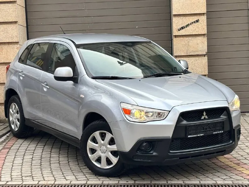 Mitsubishi asx рейсталенг год выпуска:2013 объём :1.6.v16 кпп механическая родной пробег:134.000км о... - фотография