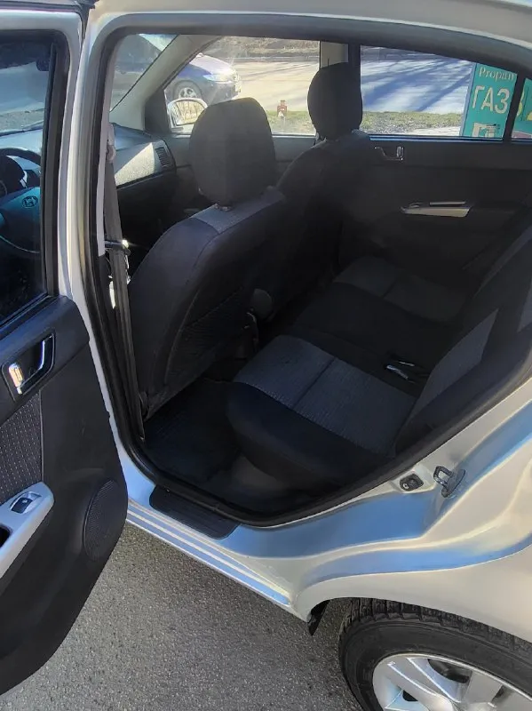 Hyundai getz (хендай гетс) 2007г. в. мотор лучший в линейке 1.6 16v акпп(автомат). автомобиль местный, куплен в донецке. сборка корея. не бит, стекла заводские. вложений не требует.575т. р. +79493032667 📞 🇷🇺 звоните: +79493032667 - фотография - 8
