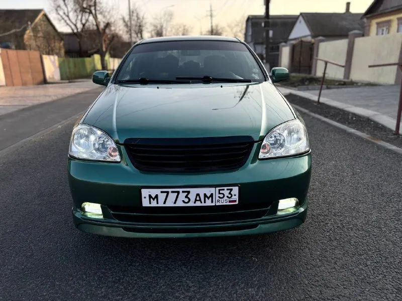 Продам шевроле лачетти. год - 2007 обьем- 1,4л авто в превосходном состоянии, собирает взгляды! рабо... - фотография