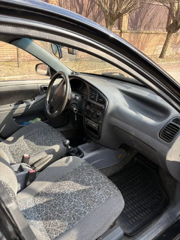 Продается настоящий автомобиль кузов в отличном состоянии. chevrolet lanos 1.5 sx 2008 год максимальная комплектация кондиционер + гур по электрике все функции работают, кондер работает!!!🥶 печка жарит🔥 мотор, коробка, ходовка в идеале за последний период времени было сделано большое то, поменяны все жидкости, фильтра, масла. стоит новая зимняя резина, новая запаска. пробег 229000 км центральный замок + ключ с кнопками в подарок отдам очень хороший регистратор (стоит 15000). по документам все ровно, рф учет! тачка реально пушка сел поехал!!! забудете как открывать капот! цена 270₽ + хороший торг +79493897964 (звонки/тг) @vladislavvlkav тг - фотография - 6