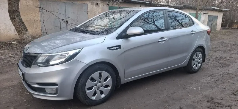 Продам: 🚘марка: kia rio iii 📅год: 2015 (г. донецк) 📌коробка: механическая 📌объем: 1.4 расход по трассе 5.2л. /100км ❗пробег: 168 000 км 📌цена: 987 000₽ 🔥комплектация: ✅подогревы сидений, руля, ✅кондиционер ✅электрорегулировка зеркал ✅abs ✅usb магнитола ✅противотуманные фары 📞 телефон: +79494377074 📞 звоните: +7(949)4377074 - фотография - 4