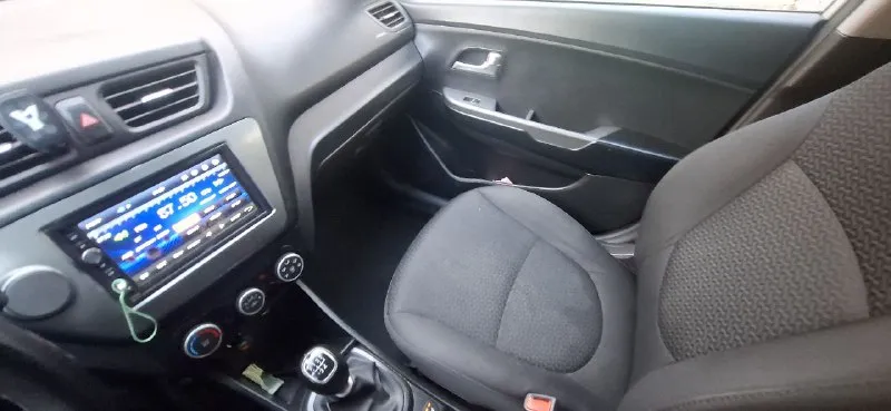 Продам: 🚘марка: kia rio iii 📅год: 2015 (г. донецк) 📌коробка: механическая 📌объем: 1.4 расход по трассе 5.2л. /100км ❗пробег: 168 000 км 📌цена: 987 000₽ 🔥комплектация: ✅подогревы сидений, руля, ✅кондиционер ✅электрорегулировка зеркал ✅abs ✅usb магнитола ✅противотуманные фары 📞 телефон: +79494377074 📞 звоните: +7(949)4377074 - фотография - 9