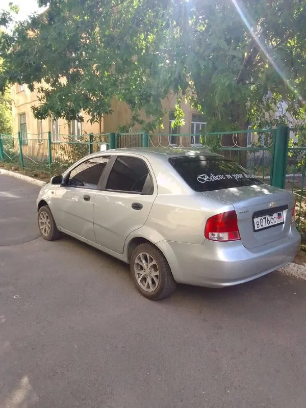 Продам chevrolet aveo 2004 года выпуска 1.5 ( бензин-газ) пробег 280000км кпп : механика машина в отличном состоянии✅ продажа от собственника салон кожаный цена 250.000₽ 💵 ( торг уместен) осмотр г донецк все вопросы только по телефону📲 +79495092964 +79493448353 📞 звоните: +7(949)5092964 - фотография - 6