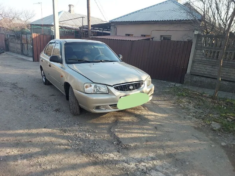 Продам автомобиль хендэ акцент 2005 года. 1.6. механика. передний привод. 223.140 км родного пробега. документы в порядке. в хорошем состоянии. двигатель, коробка без нареканий, по ходовке все хорошо. салон ухоженнный. цена: 420.000 рублей. торг. интересующие вопросы по номеру: +79490769142 вадим. мариуполь. - фотография - 1