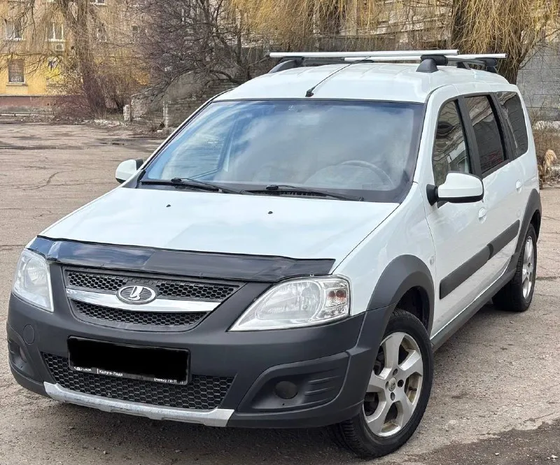 ✅продам✅ lada largus cross. 1.6 16v (106л. с) 2019г. в. 1 хозяин зеленая автотека. хорошая комплекта... - фотография