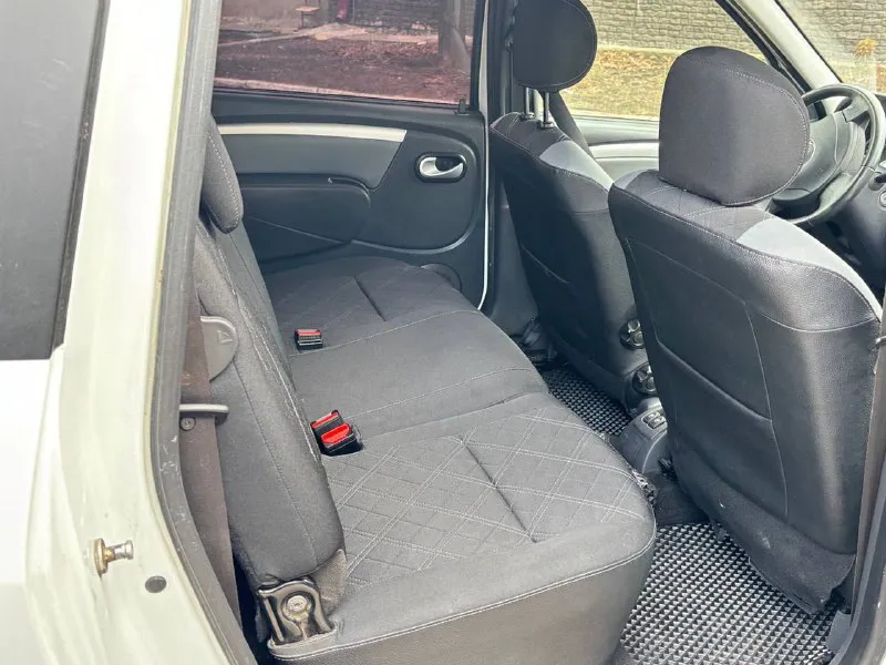 ✅продам✅ lada largus cross. 1.6 16v (106л. с) 2019г. в. 1 хозяин зеленая автотека. хорошая комплектация. автомобиль в отличном состоянии! не требует никаких вложений! кузов соответствует фоткам! абсолютно без нюансов! все герметики и швы родные! остекление оригинальное! двигатель кпп ходовая часть на 5/5! по автомобилю нету никаких нареканий! авто завел-сел-и-поехал! хорошая омплектация: кондиционер, abs, esp, подогрев сидений, 4эл. стеклоподъемника, электра усилитель руля, эл. регулировка зеркал, сервестные книжки, 2 ключа. по документам все чисто! переоформление без проблем! цена 910.000т/р торг уместен! тел: +7 (949) 636-85-00. - фотография - 8