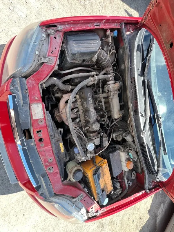 Продам автомобиль chevrolet aveo в кузове t200, с вписанным и обслуженным (метан) по автомобилю я хозяин, переоформление без проблем 360.000₽ + торг по комплектации: -гур -2 эсп -кондиционер(рабочий) ❄ пробег 230.000(родной) двигатель работает хорошо, коробка не выбивает, не хрустит, переключается плавно. двигатель масло не расходует, капиталка была произведена недавно жидкости обслужены. косметически критичного ничего нет, дно живое, пороги на месте без монтажной пены салон в хорошем состоянии. за всей дополнительной информации писать в лс или по телефону. продажа алчевск/перевальск +79595514476 📞 звоните: +7(959)5514476 - фотография - 10