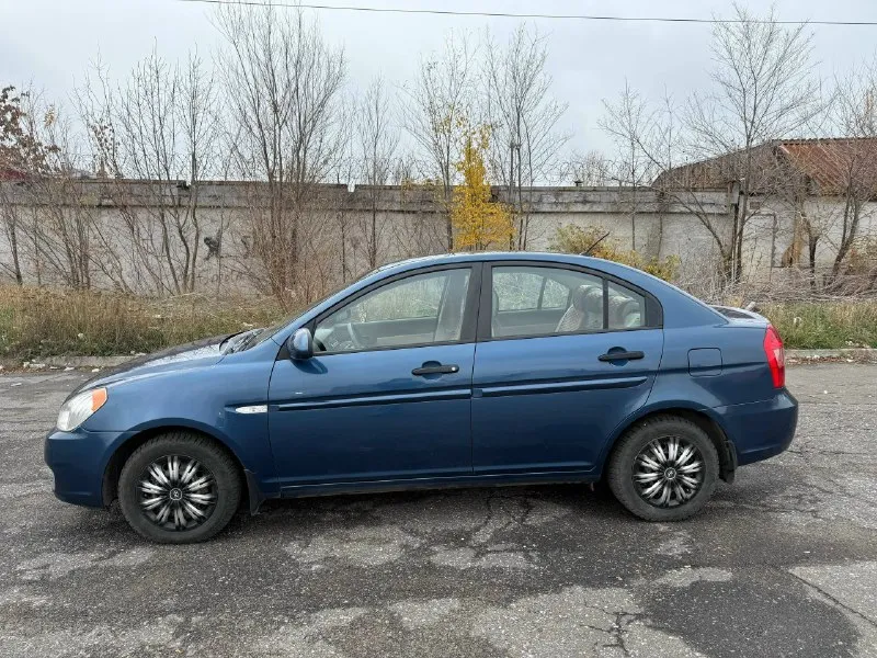 Автор: ❗продам hyundai accent (verna)❗ год выпуска: 2007 пробег: 177000 двигатель 1,4 коробка: автомат привод: передний кондиционер/печка работает на все 💯 подогревы передних сидений технически автомобиль oбслужeн 💯 все заказ наряды имеются, автомобиль обслуживался на одном сто имеется трещина на лобовом стекле жизненные болезни корейского авто по кузову присутствуют автомобиль на новой зимней резине, летняя резина в подарок ✅ собственница авто❗❗❗ 💸цeнa 550.000 руб. !!! торг ❗❗❗ ☎ +7 949 319-49-77 (telegram на этом же номере) донецк❗❗❗. . !!!наш телеграм канал [ бесплатное размещение за репост!!! правила сообщества [ мы в мах [ [ 📞 звоните: +7(949)3194977 - фотография - 3