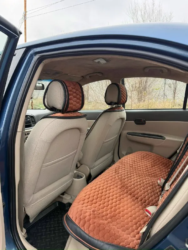 Автор: ❗продам hyundai accent (verna)❗ год выпуска: 2007 пробег: 177000 двигатель 1,4 коробка: автомат привод: передний кондиционер/печка работает на все 💯 подогревы передних сидений технически автомобиль oбслужeн 💯 все заказ наряды имеются, автомобиль обслуживался на одном сто имеется трещина на лобовом стекле жизненные болезни корейского авто по кузову присутствуют автомобиль на новой зимней резине, летняя резина в подарок ✅ собственница авто❗❗❗ 💸цeнa 550.000 руб. !!! торг ❗❗❗ ☎ +7 949 319-49-77 (telegram на этом же номере) донецк❗❗❗. . !!!наш телеграм канал [ бесплатное размещение за репост!!! правила сообщества [ мы в мах [ [ 📞 звоните: +7(949)3194977 - фотография - 7