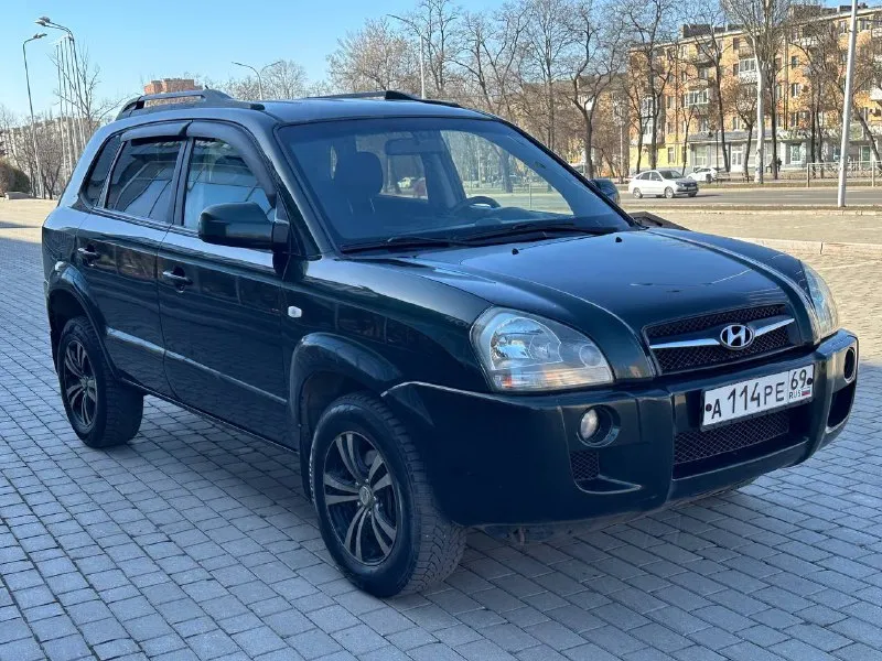 Продам hyundai tucson 2.0 бензин передний привод год выпуска 2008 коробка механика пробег 191000 тыс... - фотография