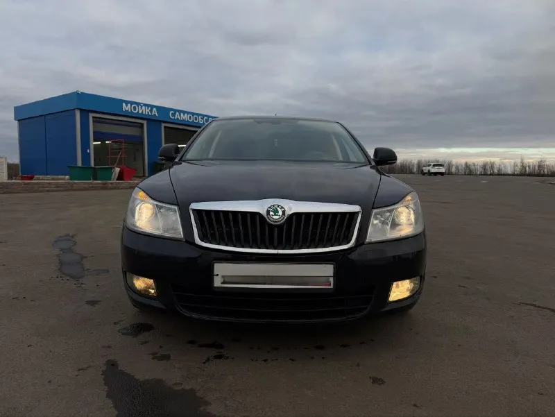 Skoda octavia a5 рестайлинг год: 2011 двигатель: 1.8 турбо коробка: автоматическая dsg тип кузова: л... - фотография