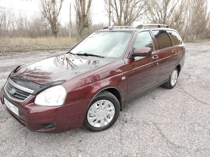 Приора 2013 год в хорошем состоянии без вложений, по кузову без гнили и дтп все герметики родные, дн... - фотография