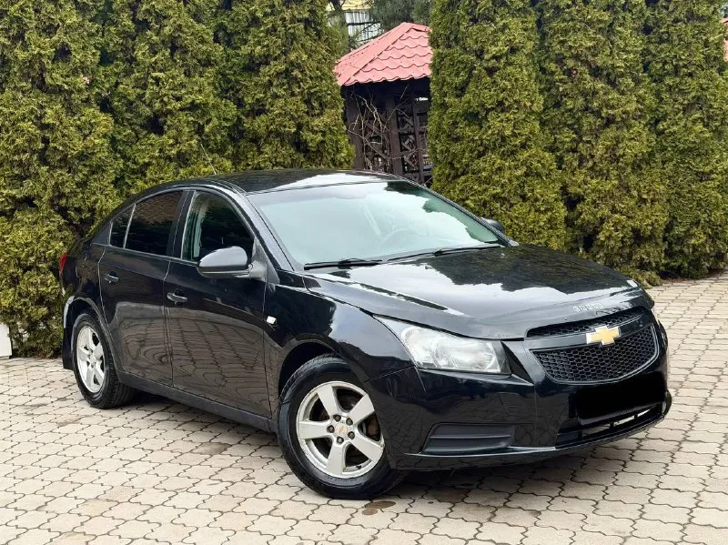 Продам chevrolet cruze 2012 года выпуска автомобиль на бензиновом двигателе объемом 1.6, никаких нареканий нет, коробка обычный автомат работает как должен, не пинает не тянет передачи все с ним хорошо! автомобиль юридический чисты возможен обмен и продажа в кредит! осмотр донецк цена: 730.000₽, торг реальному покупателю! ☎️ +7 (949) 628-72-17 📞 звоните: +7(949)6287217 - фотография - 3