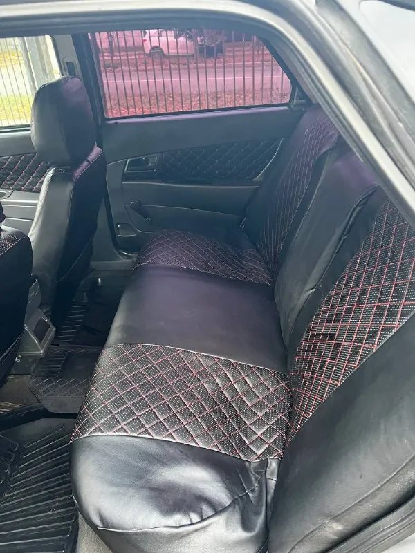 Продам ваз приора! не вписан газ. пробег (честно не помню)км год выпуска 2007 124 масло не расходует работает хорошо. стойки газомаслянные. кпп механика авто в хорошем состоянии салон перешитый! очень хороший свет (led)(едешь на ближнем думают что на дальнем едешь на дальнем они ахреневают) зимняя резина и диски r14 на 180 местном учёте цена 250 торг енакиево днр ул айвазовского 80 тел. +79493995083 📞 звоните: +7(949)3995083 - фотография - 5