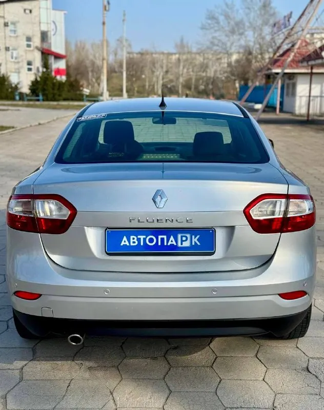 🇫🇷 renault fluence 💰цена: 770 000р 🏢город: мариуполь 📅год выпуска: 2013 🧾пробег: 152 545 км. ⚙️двигатель: 1.6 16v ⛽топливо: бензин ⚙️кпп: механика 📞телефон: +7-949-727-41-51 +7-949-551-91-52 +7-989-263-55-56 💾 описание: - фотография - 5