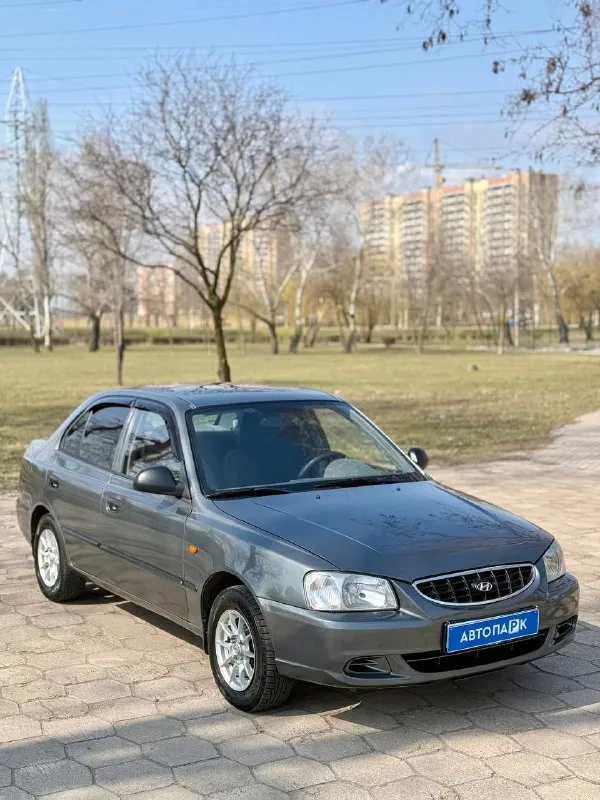 🇰🇷 hyundai accent ат 💰цена: 490 000р 🏢город: мариуполь 📅год выпуска: 2004 🧾пробег: 210 323км. ⚙️двигатель: 1.5 ⛽топливо: бензин ⚙️кпп: автомат 📞 телефон: +7-949-727-41-51 +7-949-551-91-52 +7-989-263-55-56 💾описание: - фотография - 1