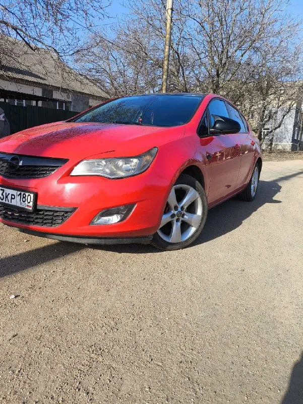 Продам opel astra j 2011г. в. 1,4 турбо, бензин. автомат. пробег 156 тыс. км. два комплекта колес автозапуск камера заднего вида андроид магнитола парктроники двухзонный климат атермальное остекление люк автомобиль полностью обслужен! я хозяин, с документами полный порядок цена 850 тыс+ небольшой торг макеевка +79493779511 📞 звоните: +7(949)3779511 - фотография - 2