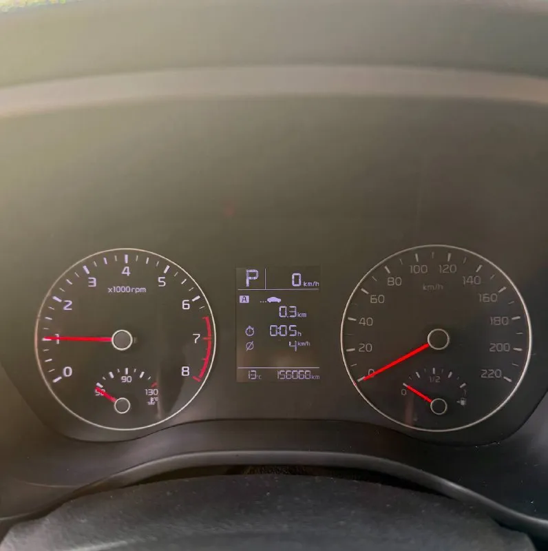 🔘 kia rio x line 💰цена: 1 200 000р 🏢город: мариуполь 📅год выпуска: 2021 🗒️пробег: 156 068км. ⚙️двигатель: 1.6 ⛽топливо: бензин ⚙️кпп: автомат 📞 телефон: +7-949-727-41-51 +7-949-551-91-52 +7-989-263-55-56 💾 описание: kia rio iv поколения в кузове универсал будет идеальным городским автомобилем на каждый день. надёжный корейский двигатель g4 в паре с классическим автоматом порадует надёжностью, динамикой и маленьким расходом топлива. ☑️ один владелец ☑️ родная краска 💯% ☑️ классический автомат ☑️ отличная резина хорошая комплектация: - кожаный мультируль - центральный замок - электропакет - кондиционер - птф 🏦 возможна продажа в кредит по двум документам. улица шевченко 269 - фотография - 10