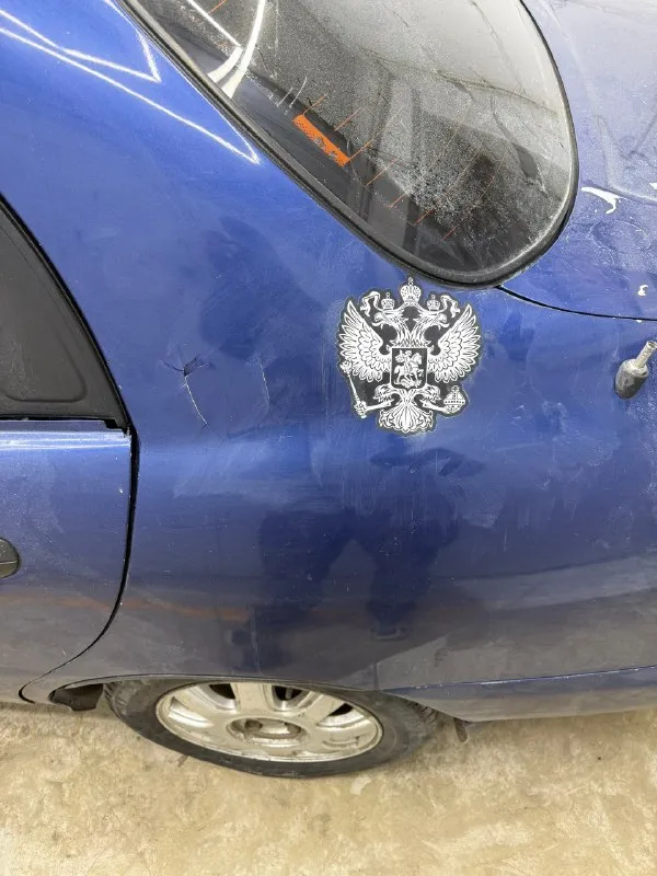 Продам chevrolet ланос 2008 года, газ бензин, газ вписан в тех паспорт, кузов в неплохом состоянии ( присутствуют рыжики), по электрике все работает, хороший сует, коробка не хрустит не выбивает, мотор отлично, масло не ест, ходовка на 5+ мячик. салон втнормальном состоянии, гур. пороги переварены, из минусов незначительные неприятности на кузове, смотрите на фото. цена 145000₽ торг +79591741064 📞 звоните: +7(959)1741064 - фотография - 4