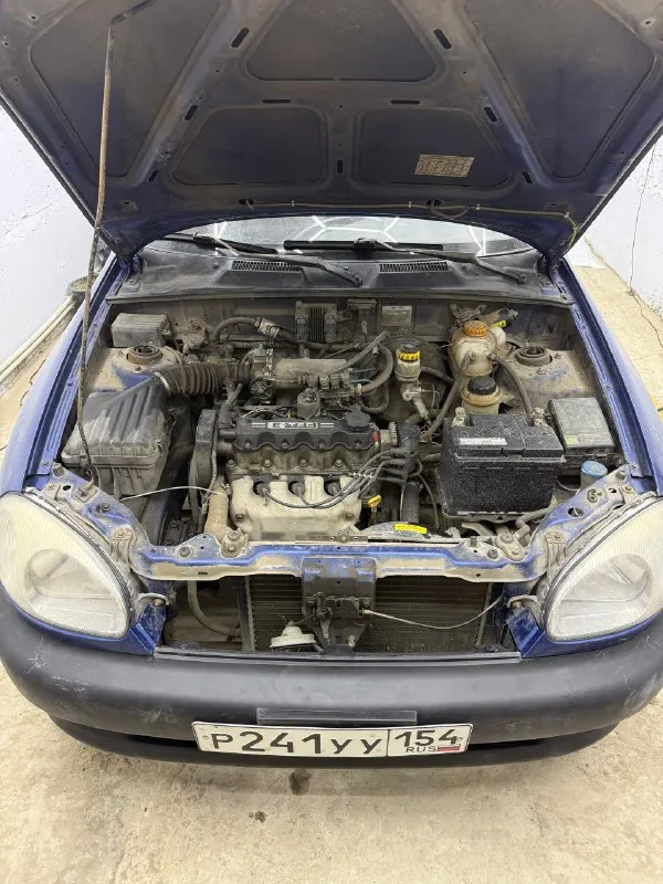 Продам chevrolet ланос 2008 года, газ бензин, газ вписан в тех паспорт, кузов в неплохом состоянии ( присутствуют рыжики), по электрике все работает, хороший сует, коробка не хрустит не выбивает, мотор отлично, масло не ест, ходовка на 5+ мячик. салон втнормальном состоянии, гур. пороги переварены, из минусов незначительные неприятности на кузове, смотрите на фото. цена 145000₽ торг +79591741064 📞 звоните: +7(959)1741064 - фотография - 7