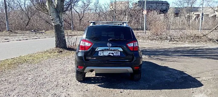 Добрый день. продаю надежный, проходимый, вместительный автомобиль, максимальная комплектация. nissan terrano 3, 2 л. 2019 г. подключаемый полный привод, блокировка заднего дифференциала. автомобиль в состоянии "сел и поехал". красилась дверь багажника, менял стекло на ней же. дергал патриот из песка, водитель вовремя не затормозил - примял мою заднюю дверь запасным колесом. есть фото. рассмотрю обмен с моей доплатой на внедорожник от 2010 года выпуска, бензин. например паджеро спорт 3, тойота прадо 150. цена 1 350 000₽. +79495855719. местонахождение - макеевка, горняцкий район всем мира и добра :) - фотография - 2
