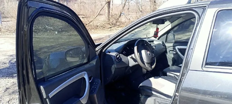 Добрый день. продаю надежный, проходимый, вместительный автомобиль, максимальная комплектация. nissan terrano 3, 2 л. 2019 г. подключаемый полный привод, блокировка заднего дифференциала. автомобиль в состоянии "сел и поехал". красилась дверь багажника, менял стекло на ней же. дергал патриот из песка, водитель вовремя не затормозил - примял мою заднюю дверь запасным колесом. есть фото. рассмотрю обмен с моей доплатой на внедорожник от 2010 года выпуска, бензин. например паджеро спорт 3, тойота прадо 150. цена 1 350 000₽. +79495855719. местонахождение - макеевка, горняцкий район всем мира и добра :) - фотография - 6