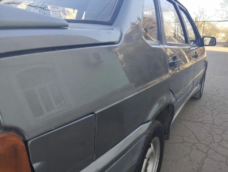 Авто в хорошем состоянии. дно пороги в идеале. мотор кпп в идеале. авто в родном окрасе. один владелец и наследник. 2005 год. птс оригинал. цена 290 тысоформление без каких-либо проблем. +79495957381 - фотография - 3