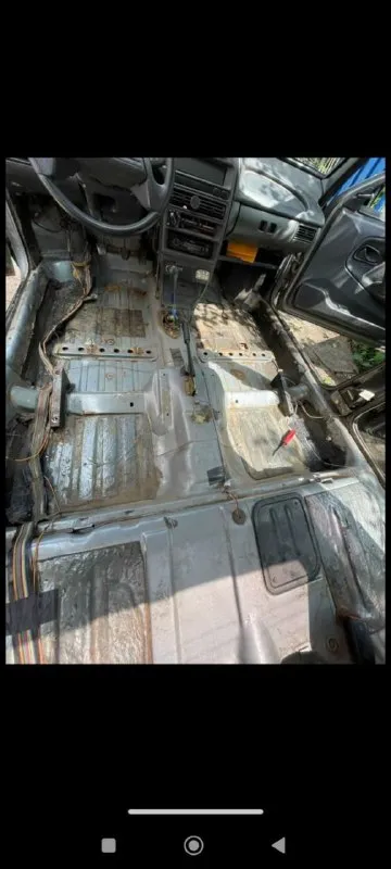 Авто в хорошем состоянии. дно пороги в идеале. мотор кпп в идеале. авто в родном окрасе. один владелец и наследник. 2005 год. птс оригинал. цена 290 тысоформление без каких-либо проблем. +79495957381 - фотография - 9