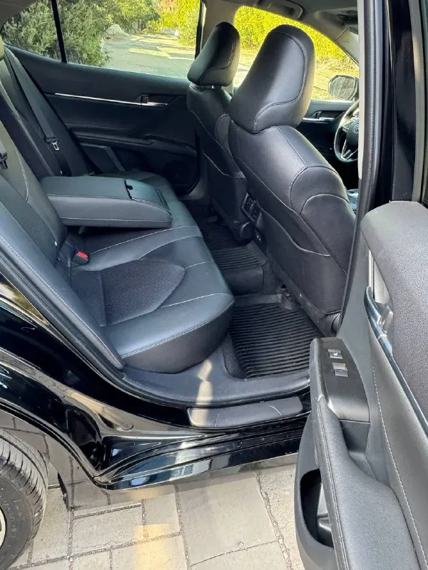 Toyota camry год 2021 об 2.5 пробег 76 тыщ состояние идеальное машина купленного в официального дилера два комплекта колёс диски все ключи все сервисные книжки цена 3.250 +79495672089 📲 tg: марк 📞 звоните: +7(949)5672089 - фотография - 7