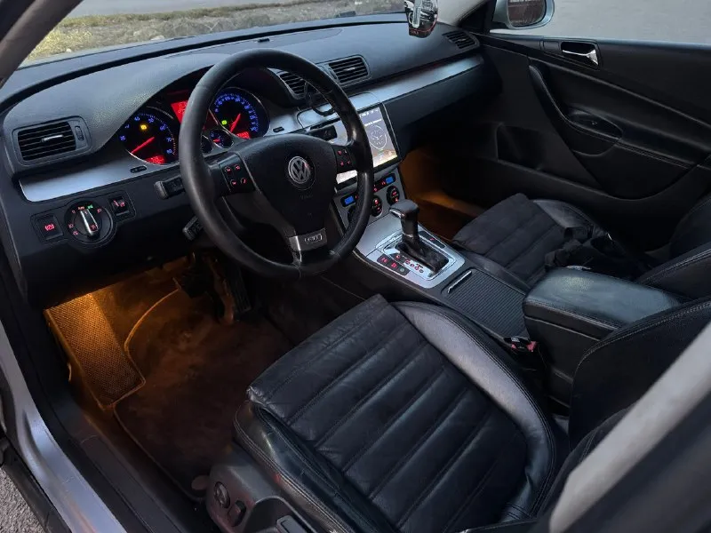 Продам volkswagen passat b6 : 1.8 tsi коробка: автомат 6 ст. alisin год: 2008 пробег: 335.000 км два ключа опции: - обогрев лобового стекла - обогрев передних сидений - обогрев зеркал - эл. зеркала - полный электро пакет - мульти руль - заменена штатная мультимедия - адаптивный свет - электропривод водительского сиденья цена: 630.000р г. донецк +79496142090 (тг- на этом номере тоже) 📞 звоните: +7(949)6142090 - фотография - 7