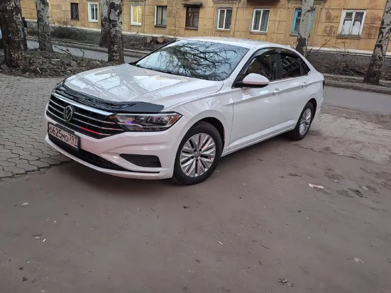 Джета (7) год 2020 пробег на автомате 8стп. пробег -100 -тыс, один владелец машина вся обслужена в отличном состоянии цена-1.480₽тел:+79493702945 - фотография - 1