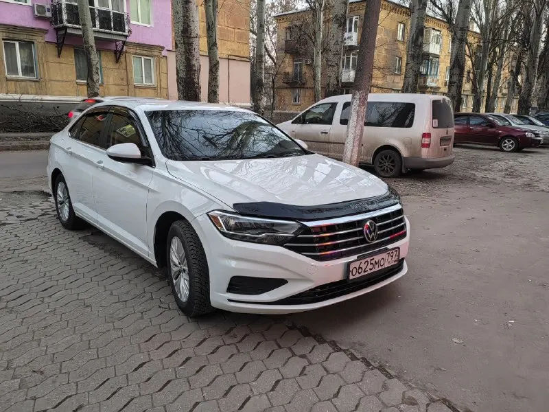 Джета (7) год 2020 пробег на автомате 8стп. пробег -100 -тыс, один владелец машина вся обслужена в отличном состоянии цена-1.480₽тел:+79493702945 - фотография - 2