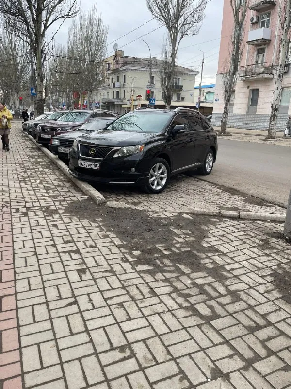 Продается lexus rx350 • двигатель: 3.5 бензин на автомате • состояние: машина обслуженная от а до я,... - фотография