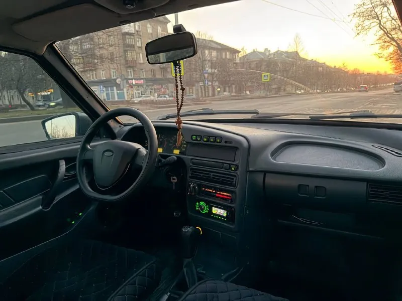 Продам ваз 2114 super-auto 2012 года выпуска! 🔥цена 275.000 ₽🔥 заводской 16кл мотор, работает идеально, все передачи включатся мягко ни одна не выбивает и не хрустит, ходовая в круг ss20! каждая кнопка работает, стоят заводские ковши recaro, подогревы сидений, 2 эсп, хороший свет, обычная музыка! по документам полный порядок, стс птс дкп осмотр донецк возможен обмен 🔥цена 275.000 ₽🔥 ☎️ +7 (949) 628-72-17 📞 звоните: +7(949)6287217 - фотография - 10