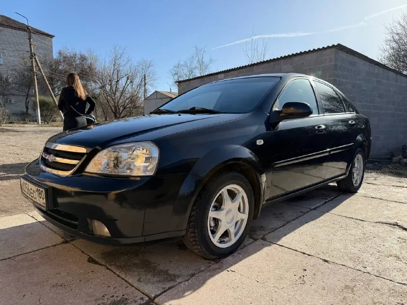 Продам chevrolet lacetti
Год выпуска 2008
Двигатель 1.6
Максимальная скорость 175 км/ч
Максимальная мощность 109 л. С.
Привод передний
Коробка автомат, самый надежный(4 ст)
Топливо ⛽️ бензин
Расход средний 8.1л/100км
Кузов(седан)
Цвет черный
Пробег 182 тыс
Автомобиль в родном окрасе, без дтп, без коррозии
Стекла родные
Ходовая часть исправна
Масло, ремни, ролик заменены
Два комплекта колес(новые)
Коробка автомат работает идеально
Кондиционер
Электрозеркала
Абс
Без вложений
Собственник по документам
Гаражное хранение
Смотреть в пгт володарское(мариуполь)
+79497280536
❗️❗️❗️Возможен автокредит ❗️❗️❗️
Цена 575 тыс
📲 Tg: вадик
📞 Звоните: +7(949)7280536 - фотография - 1