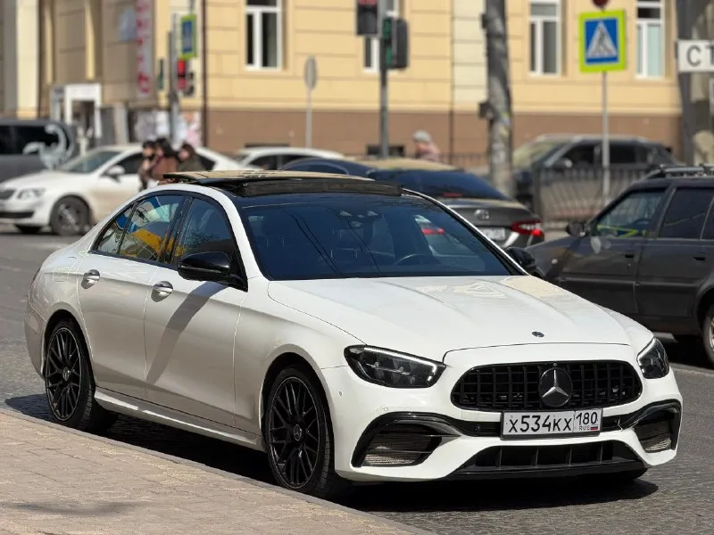 Mercedes-benz e350 4matic 2021 2.0т(259 л. с) бензин, полный привод, 125 000.км(трассового пробега).... - фотография