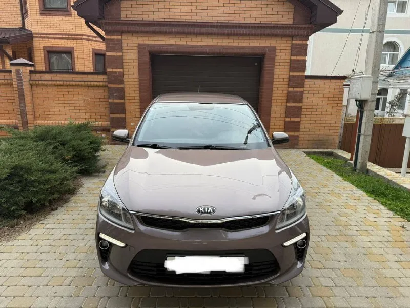 Номер телефона +79493330955 в продаже kia rio 1.6 автомат 2018год ✅ отличное состояние ✅ пробег 115тыс. км оригинальный ✅ без вложений ✅ без каких либо моментов ✅ кузов в родной краске ✅ все стекла родные ✅ без окрасов ✅ два ключа ✅ южный регион ✅ кузов без сколов и царапин ✅ обслужена от и до ✅ любые проверки на любом сто ✅ telegram - фотография - 2