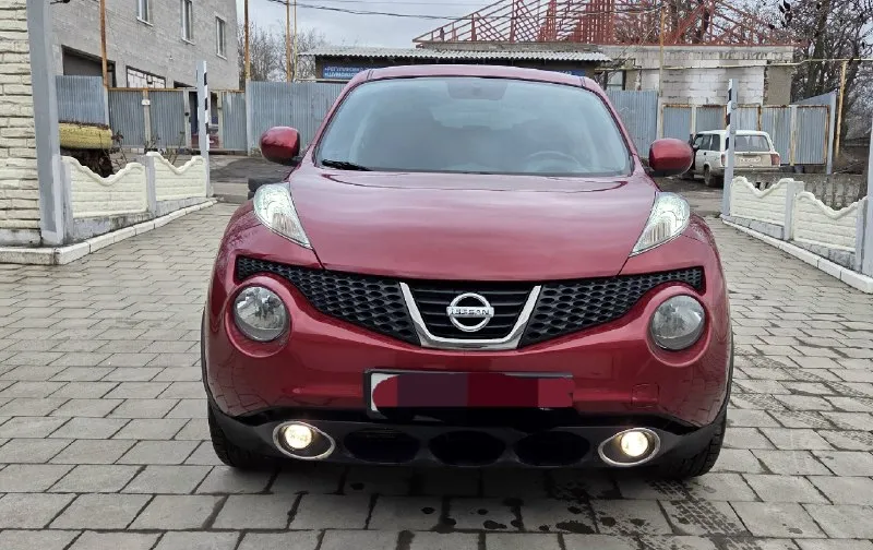 Ниссан жук в отличном состоянии, вложений не требует, год выпуска 2012, объём двигателя 1.6(117л. с.... - фотография