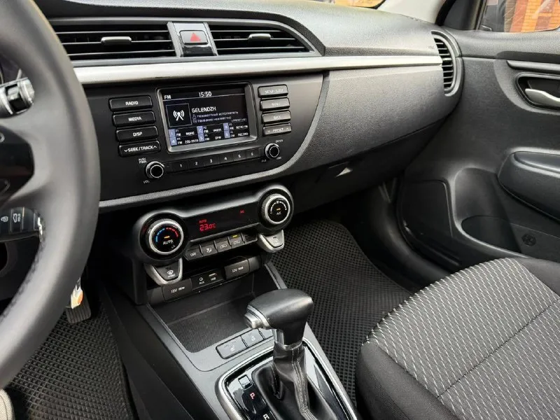 Номер телефона +79493330955 в продаже kia rio 1.6 автомат 2018год ✅ отличное состояние ✅ пробег 115тыс. км оригинальный ✅ без вложений ✅ без каких либо моментов ✅ кузов в родной краске ✅ все стекла родные ✅ без окрасов ✅ два ключа ✅ южный регион ✅ кузов без сколов и царапин ✅ обслужена от и до ✅ любые проверки на любом сто ✅ telegram 📞 звоните: +7(949)3330955 - фотография - 5