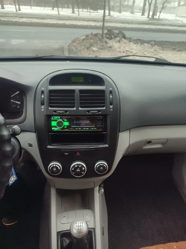 Продам свой автомобиль kia церато 2007 г объем 1.6 пробег 220 т корейский сборки в идеальном состоянии ходовка перебрана центральный замок сигнализация замена масла фильтров 680₽ тормозных колодок т79495806351 📲 tg: @vahan1956 📞 звоните: +7(949)5806351 - фотография - 2