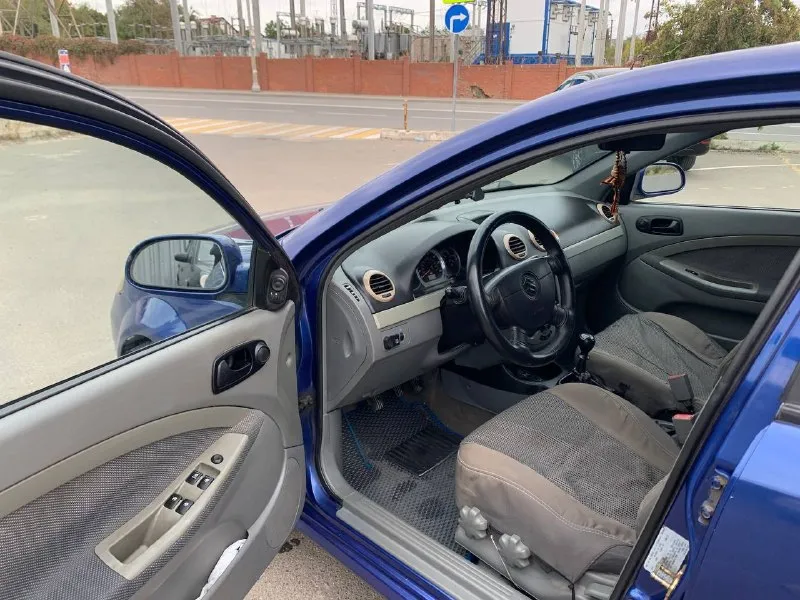 Suzuki двигатель 2.0 кпп механика пробег 210.000 состояние хорошее, техника обслужена полностью, машина хозяйская та же самая лачети только японская цена 470.000 торг все вопросы по телефону: +79496407500 владимир 📞 звоните: +7(949)6407500 - фотография - 5