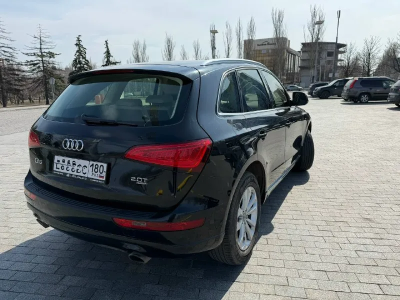 Продам свой автомобиль audi q5 2.0 tfsi 225 лс на 8-ми ступенчатом автомате + полный привод quattro 12.2013 пробег 162000км автомобиль в идеальном состоянии, владею им с 2020 года. по машине сделано все, что только можно. полное то всех жидкостей, замена задних амортизаторов и опор, полностью перебрана передняя подвеска. никаких нареканий нет, сел и поехал, машина приносит массу эмоций. цена 2.350.000 руб +79494762215 📞 звоните: +7(949)4762215 - фотография - 2